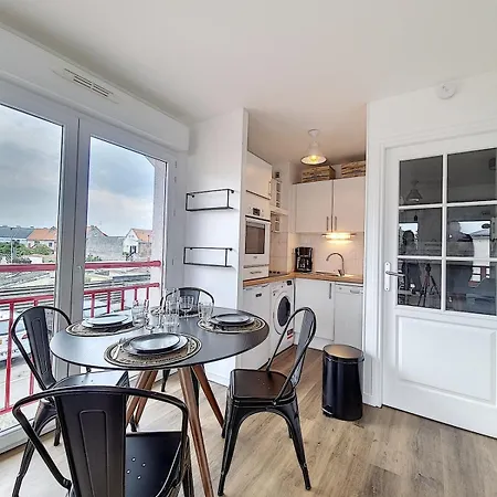 32 M2 Ideal Famille Avec Parking Prive Berck