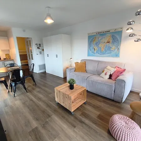 Apartment 32 M2 Ideal Famille Avec Parking Prive